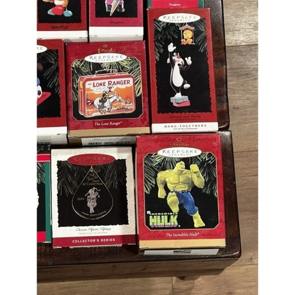19 VTG Assorted Hallmark‎ Ornaments Hulk/Garfield/Tweedy Bird/Thomas The Train